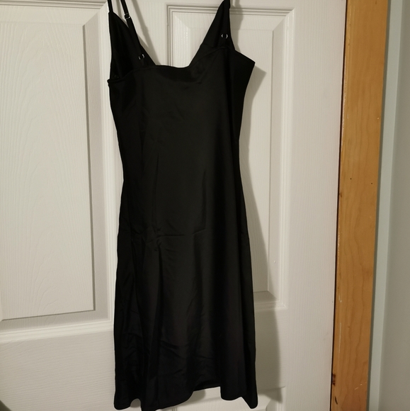 SOLD Nasty Gal Sought After Satin Cowl Dress - Picture 4 of 4